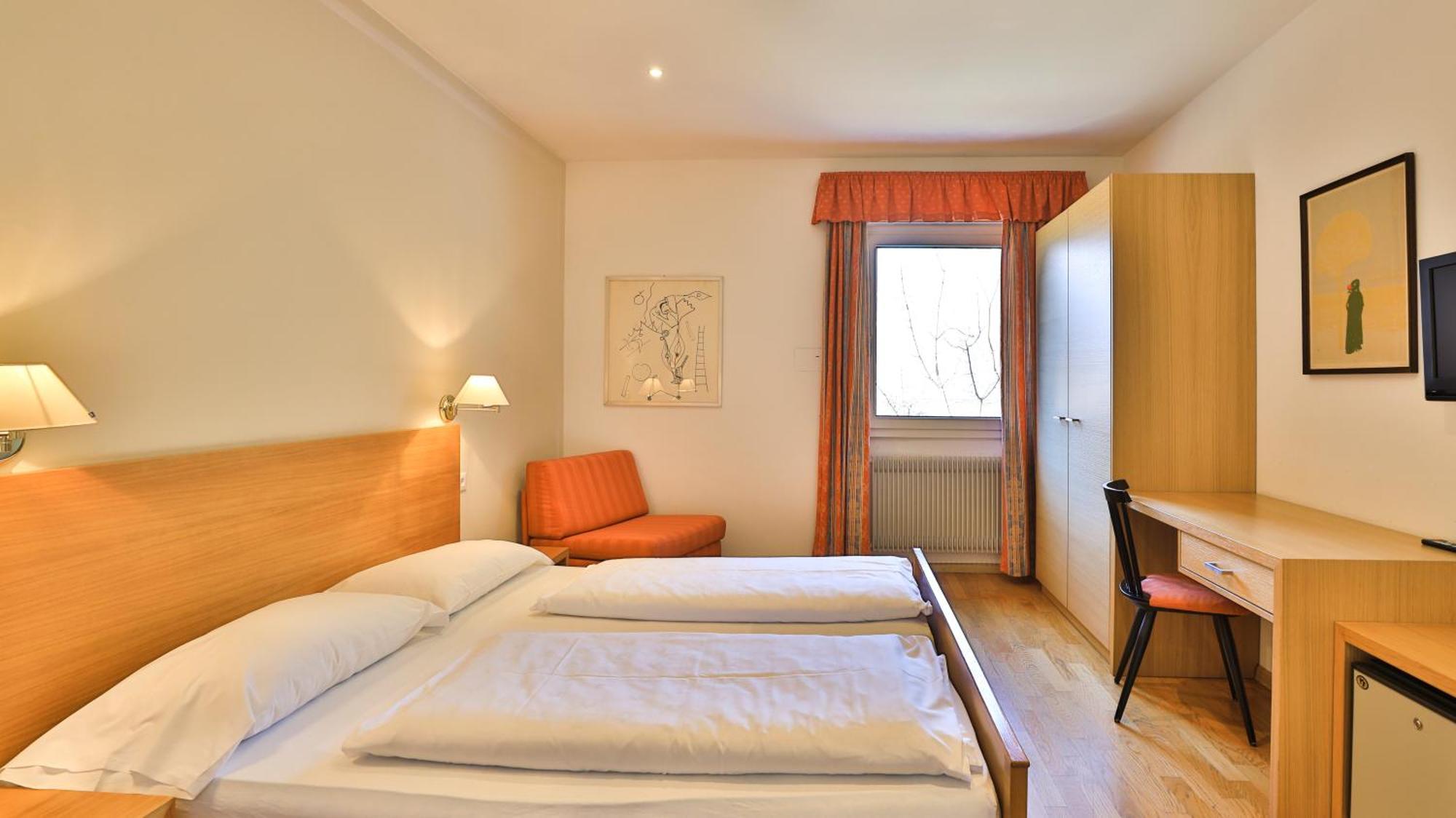 Hotel Sparerhof Vilpiano Bagian luar foto