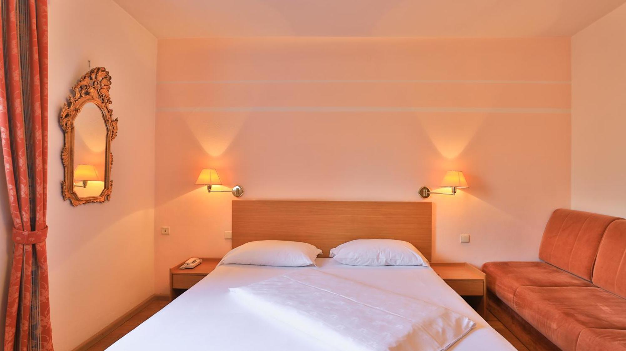 Hotel Sparerhof Vilpiano Bagian luar foto